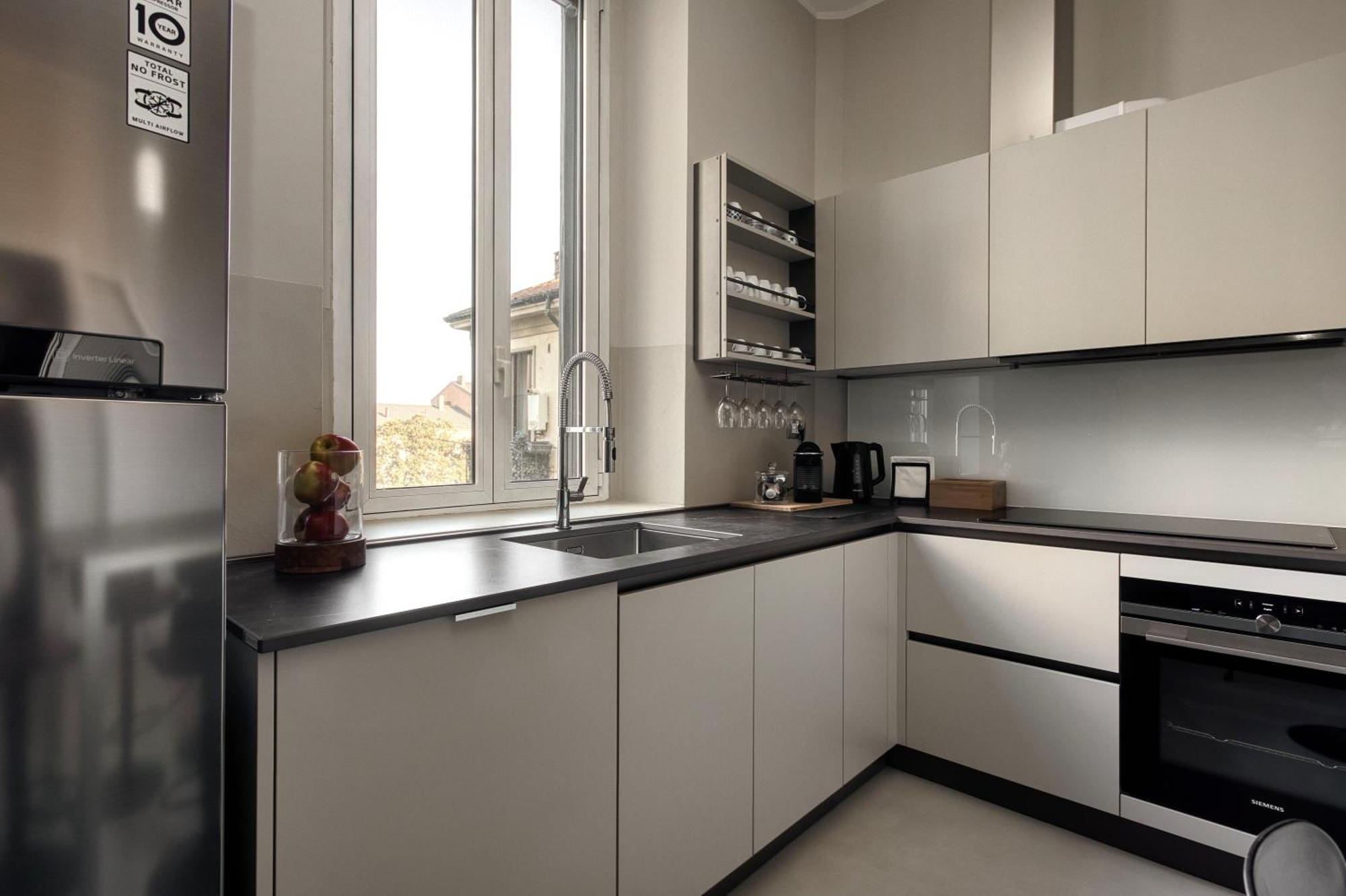 Apartamento Navigli, 90 Square Meters, Free Parking Ripa Ticinese Milán Exterior foto