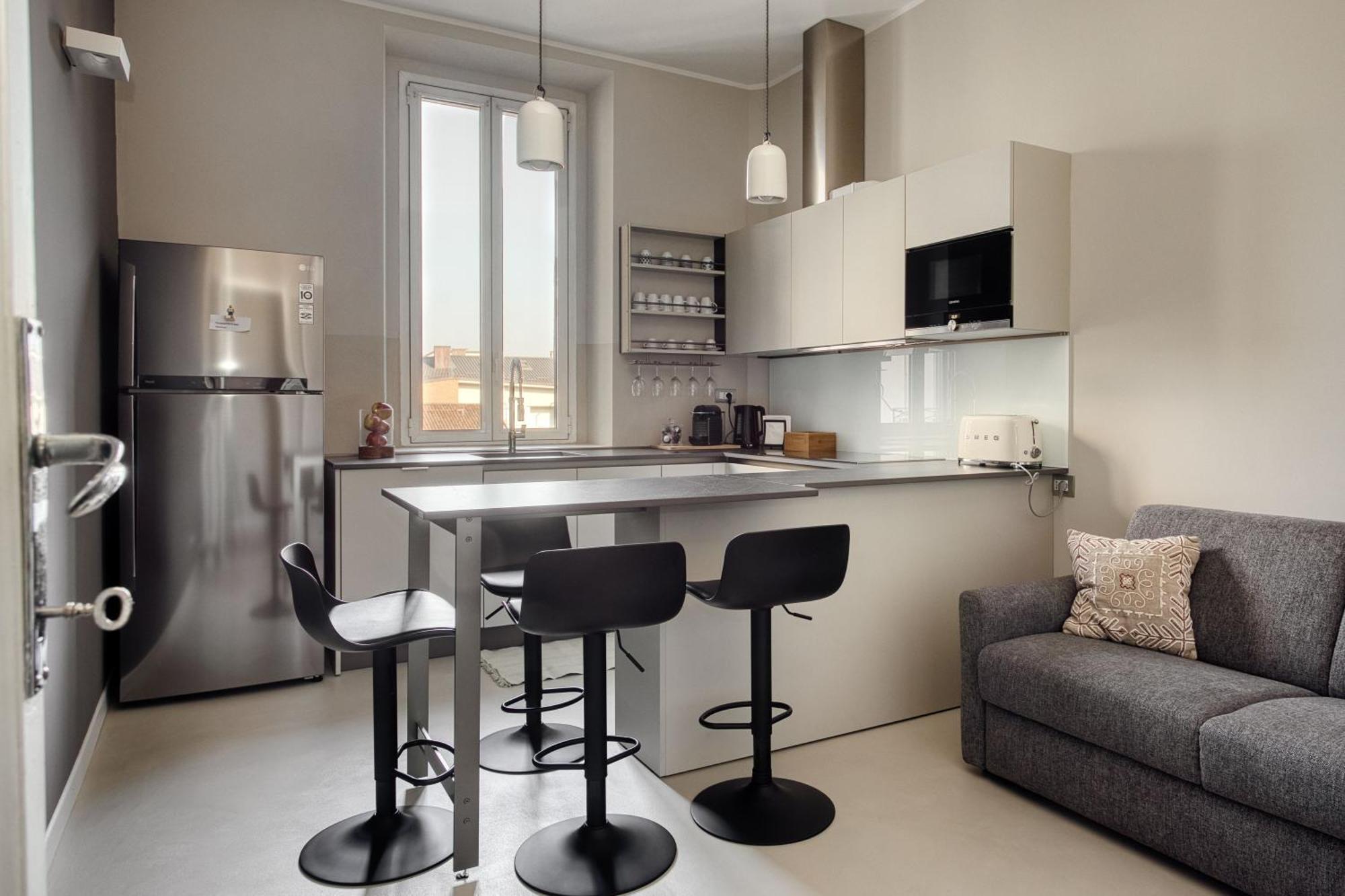 Apartamento Navigli, 90 Square Meters, Free Parking Ripa Ticinese Milán Exterior foto