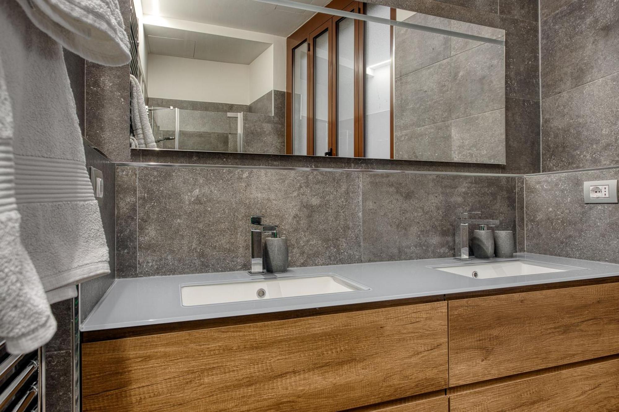 Apartamento Navigli, 90 Square Meters, Free Parking Ripa Ticinese Milán Exterior foto